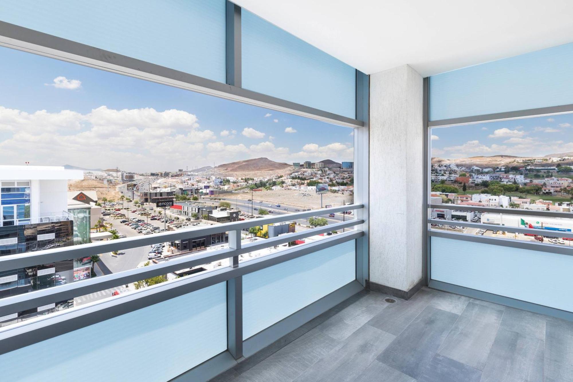 Hotel Courtyard By Marriott Chihuahua Exterior foto